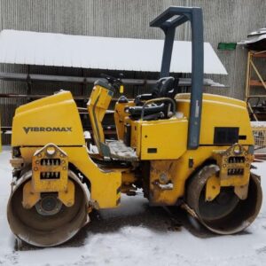 Vibromax Asphalt Roller